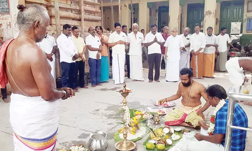 திருத்துறைப்பூண்டி பிறவி மருந்தீஸ்வரர் கோவிலில் பந்தக்கால் நடும் விழா