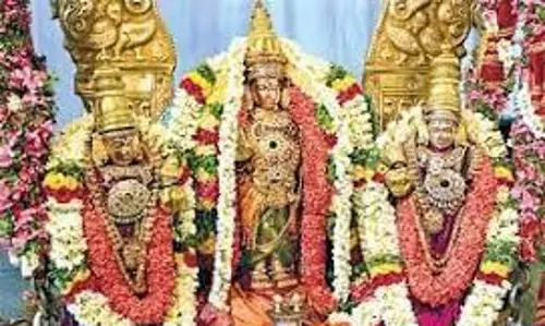 பொன்மலை சீனிவாச பெருமாள் கோவிலில் திருக்கல்யாண நிகழ்ச்சி