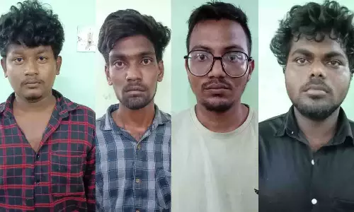 பனியன் நிறுவன ஊழியரிடம் கத்தியை காட்டி மிரட்டி பணம் பறிப்பு - 4 வாலிபர்கள் கைது