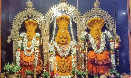 புளியங்குடி பவானி அம்மன் ஆலயத்தில் பவுர்ணமி பூஜை