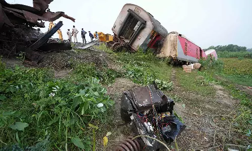 ஒடிசா ரெயில் விபத்து: மேற்கு வங்காளத்தை சேர்ந்த 61 பேர் உயிரிழப்பு