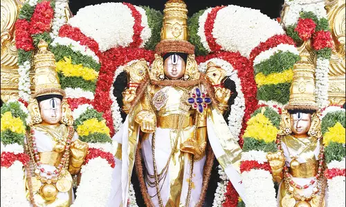 ஜேஷ்டாபிஷேகம் 3-வது நாள்: ஸ்ரீதேவி, பூதேவி, மலையப்பசாமிக்கு தங்க கவசம் அணிவிப்பு