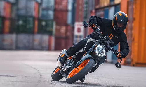 முற்றிலும் புதிய கேடிஎம் 390 டியூக் இந்திய வெளியீட்டு விவரம்