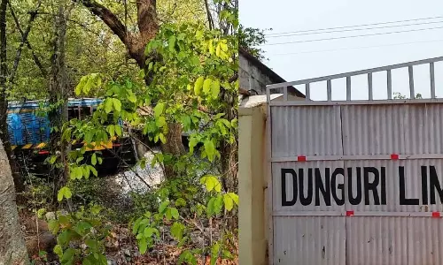 ஒடிசாவில் இன்று சரக்கு ரெயில் தடம் புரண்டது