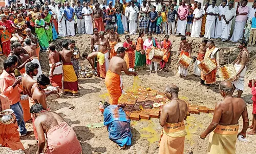 மரகதவல்லி கோவிலில் கற்கோவில் கட்டும் பணி