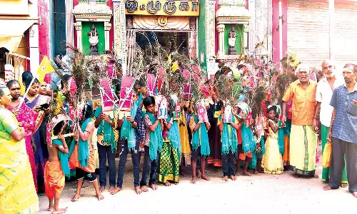 குழந்தைவேலன் காவடி