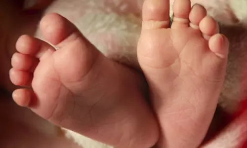 படிக்கட்டில் இருந்து தவறி விழுந்து சிறுவன் படுகாயம்