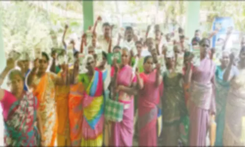 ஆதார், ரேஷன், வாக்காளர் அட்டையை ஒப்படைக்க கிராம மக்கள் முடிவு