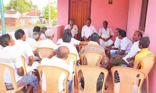 ஆலங்குளம் அருகே காங்கிரஸ் சார்பில் ஆலோசனை கூட்டம்