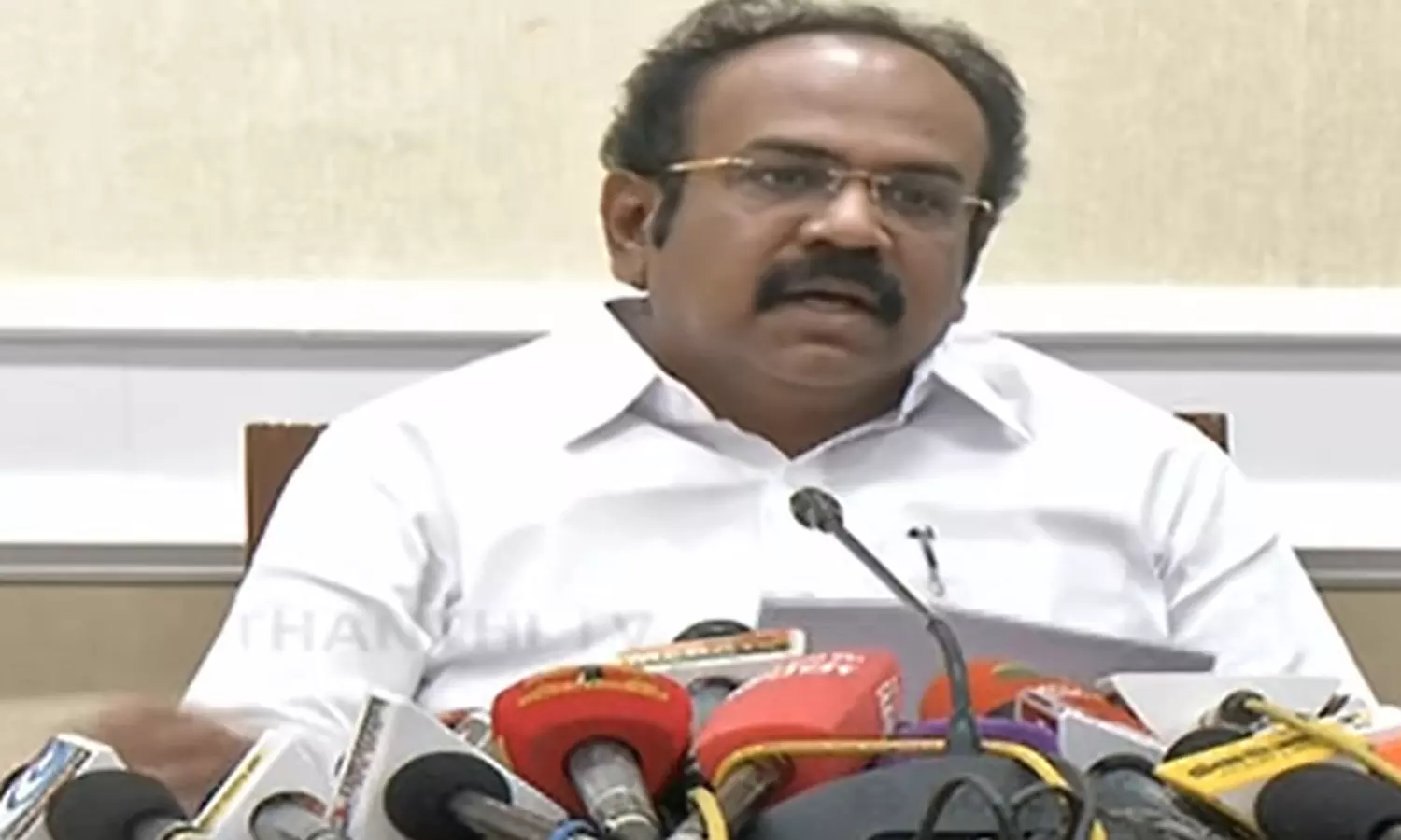 முதலமைச்சரின் வெளிநாட்டு பயணம் குறித்து கவர்னர் பேசியதை ஏற்க முடியாது- அமைச்சர் தங்கம் தென்னரசு கண்டனம் முதலமைச்சரின் வெளிநாட்டு பயணம் குறித்து கவர்னர் பேசியதை ஏற்க முடியாது- அமைச்சர் தங்கம் தென்னரசு கண்டனம்