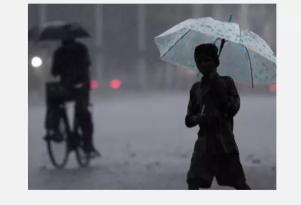 கடலூர் மாவட்டத்தில் பலத்த காற்றுடன் கனமழை பெய்தது ஏன்? வானிலையாளர் தகவல்
