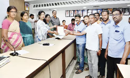 தேனியில் உலக சுற்றுச்சூழல் தினத்தை முன்னிட்டு பசுமை முதன்மையாளர் விருது