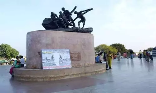 சென்னை மெரினா கடற்கரையில் உழைப்பாளர் சிலை சந்திப்பு பகுதியை சீரமைக்க திட்டம்