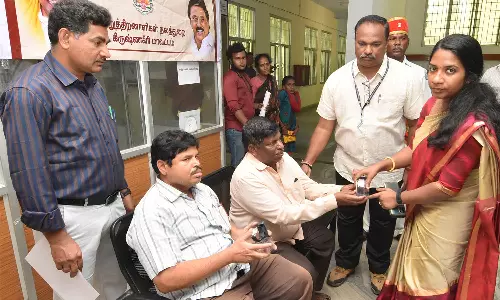 4 மாற்றுத்திறனாளிகளுக்கு ரூ.6 ஆயிரம் மதிப்பில் நலத்திட்ட உதவிகள்