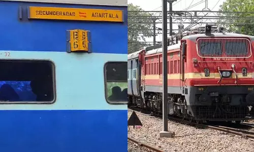 ஒடிசாவில் மற்றொரு சம்பவம்: எக்ஸ்பிரஸ் ரெயில் ஏ.சி. கோச்சில் திடீரென கசிந்த புகை.. பயணிகள் பீதி