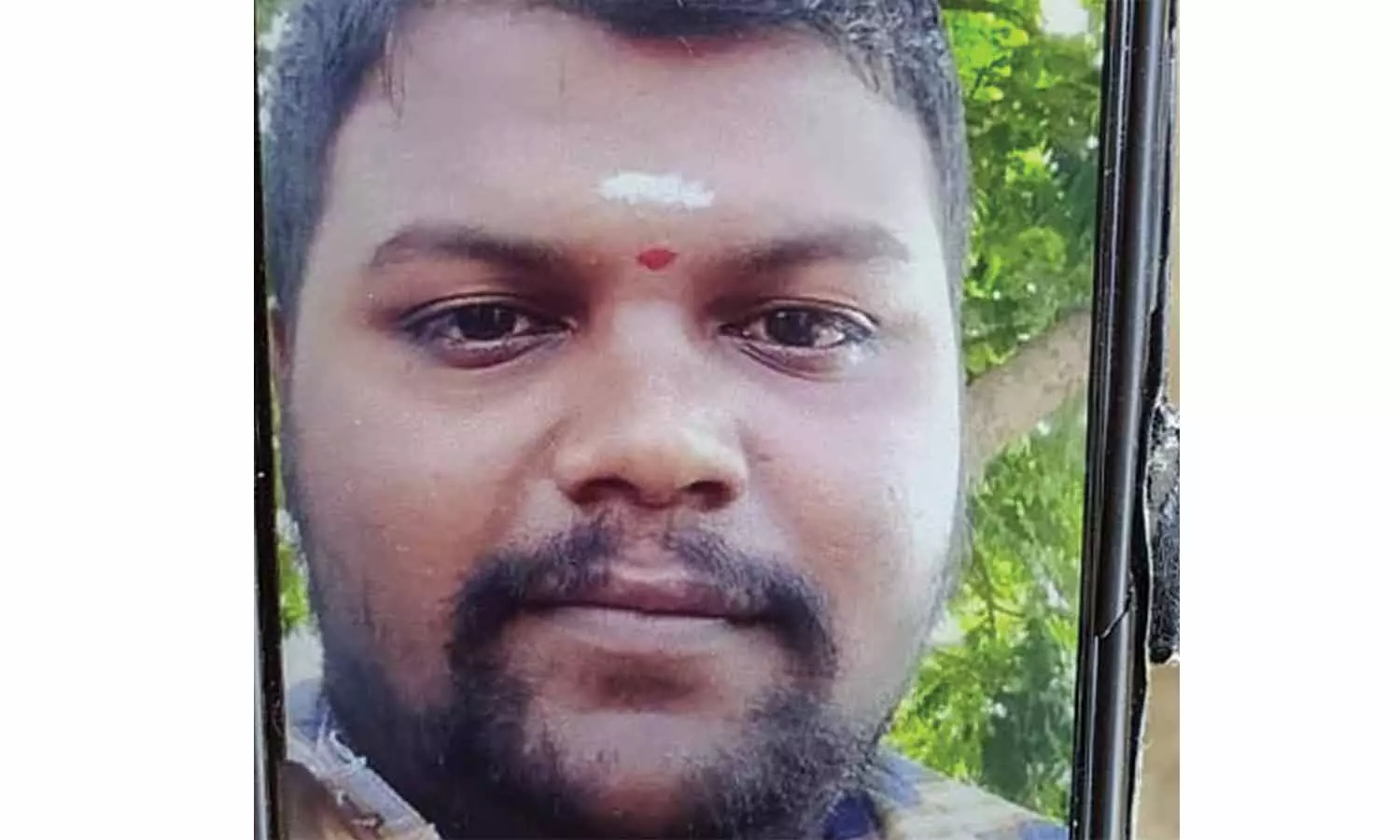 நாமகிரிப்பேட்டை அருகே தனியார் பஸ் டிரைவர் மர்ம மரணம் நாமகிரிப்பேட்டை அருகே தனியார் பஸ் டிரைவர் மர்ம மரணம்