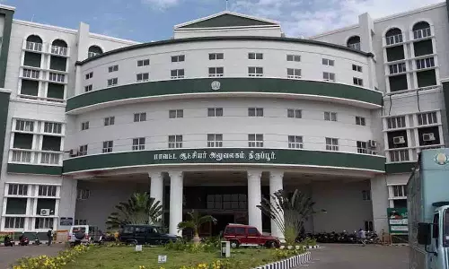 2 துணை தாசில்தார்களுக்கு பதவி உயர்வு