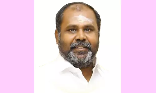 மின்கட்டணத்தை மீண்டும் உயர்த்தும் முடிவை அரசு கைவிட வேண்டும்-முன்னாள் அமைச்சர் கோரிக்கை