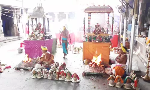 வேலூர் கோட்டை ஜலகண்டேஸ்வரர் கோவிலில் சன்னதிகள் மூடல்