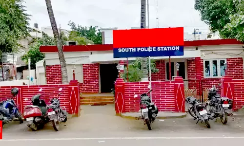 12 போலீசார் தாளவாடி போலீஸ் நிலையத்திற்கு மாற்றம்