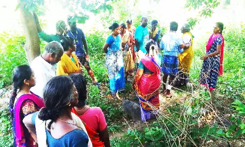 இறந்தவர் உடலை சுடுகாட்டில் புதைக்க எதிர்ப்பு
