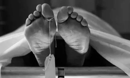 நிவாரணத் தொகை பெறுவதற்காக நாடகமாடிய பெண்- ஒடிசா ரெயில் விபத்தில் கணவர் இறந்ததாக பொய் புகார்