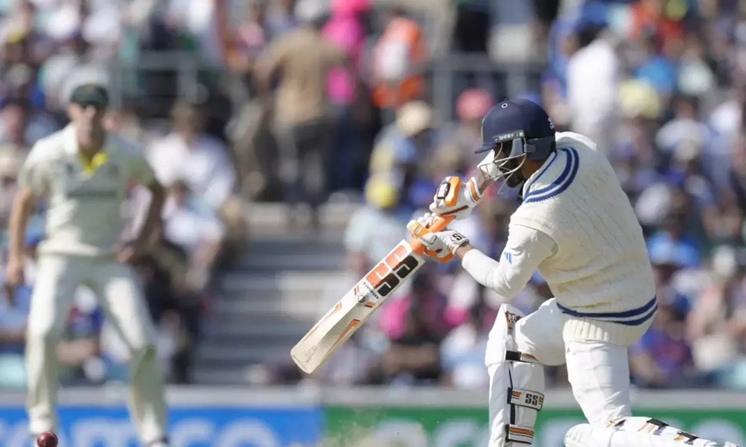 பொறுப்புடன் ஆடி சரிவில் இருந்து மீட்கும் ரகானே, ஜடேஜா - இந்தியா 121/4 பொறுப்புடன் ஆடி சரிவில் இருந்து மீட்கும் ரகானே, ஜடேஜா - இந்தியா 121/4