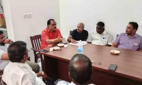 குரும்பாப்பட்டு தொழில் முனைவோர் கூட்டமைப்பு செயற்குழு கூட்டம்