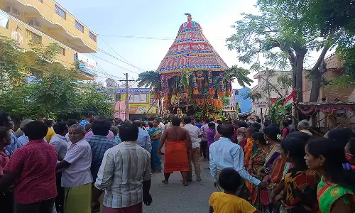 திண்டிவனம் லட்சுமி நரசிம்மர் கோவில் தேரோட்டம்