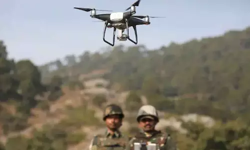 இந்திய எல்லைக்குள் அத்து மீறி நுழைந்த பாகிஸ்தான் டிரோன் சுட்டு வீழ்த்தப்பட்டது