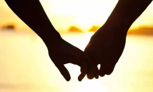 கோவையில் கள்ளக்காதலனுடன் இளம்பெண் ஓட்டம்