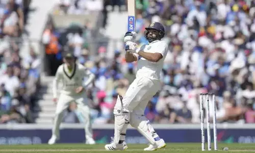 ரோகித் சர்மா, கில் அவுட் - தேநீர் இடைவேளை வரை இந்தியா 37/2