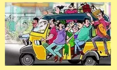 ஷேர் ஆட்டோவில் இருந்து விழுந்து மூதாட்டி சாவு