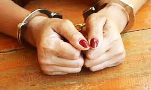 மது விற்ற பெண் கைது