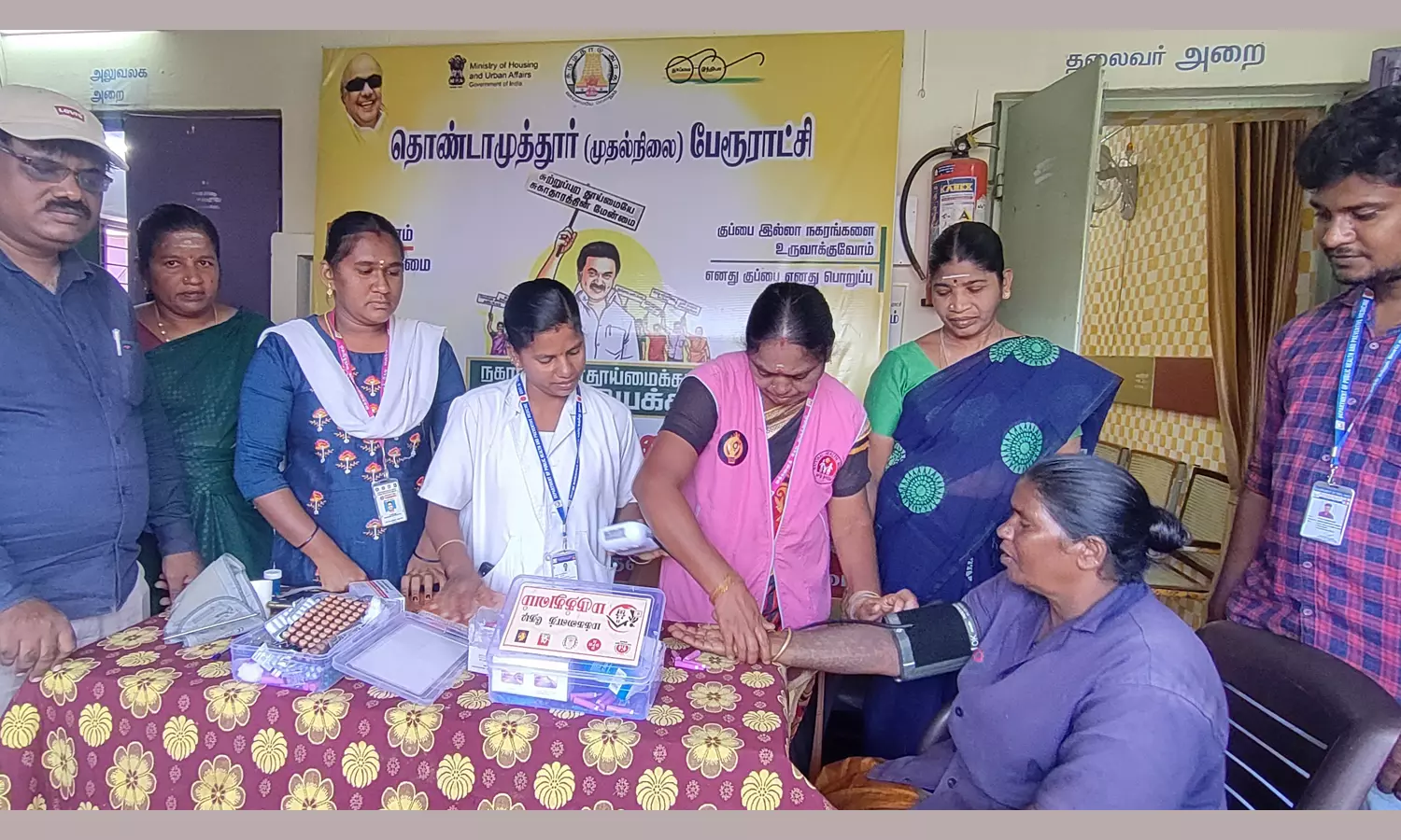 தொண்டாமுத்தூர் பேரூராட்சியில் தூய்மை பணி முகாம் தொண்டாமுத்தூர் பேரூராட்சியில் தூய்மை பணி முகாம்