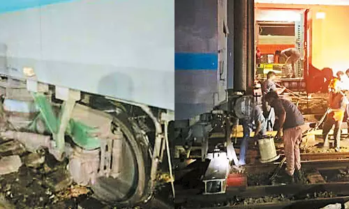 பேசின் பிரிட்ஜ் பணிமனை அருகே சதாப்தி எக்ஸ்பிரஸ் ரெயில் தடம் புரண்டது- பயணிகள் இல்லாததால் அசம்பாவிதம் தவிர்ப்பு