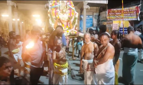 கள்ளபிரான் சுவாமி கருடசேவை: திரளான பக்தர்கள் சாமி தரிசனம்