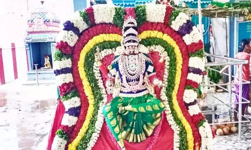 மாரியம்மன் கோவிலில் கூழ்வார்க்கும் திருவிழா