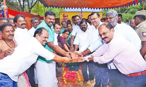 சிவகிரி பேரூராட்சி பகுதியில் ரூ.7 கோடியில் திட்டப்பணிகள்