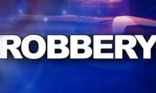 கோவையில் 2 வீடுகளில் நகை-பணம் கொள்ளை