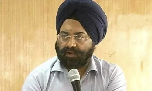 சபாஷ்... இப்படித்தான் இருக்கணும் அரசியல்வாதி