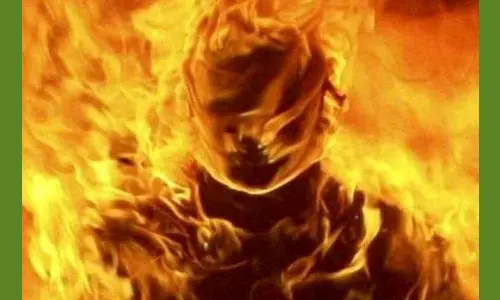 மூதாட்டி எரித்துக்கொலை?