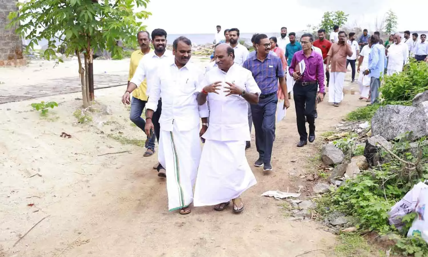 மீனவர்களுடன் மத்திய மந்திரிகள் கலந்துரையாடல் மீனவர்களுடன் மத்திய மந்திரிகள் கலந்துரையாடல்