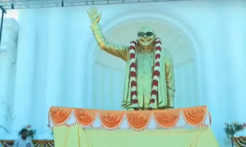 சேலத்தில் கருணாநிதி முழு உருவ வெண்கல சிலையை திறந்து வைத்தார் முதலமைச்சர் மு.க.ஸ்டாலின்