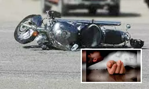 பைக்கில் இருந்து தவறி விழுந்து பெண் சாவு