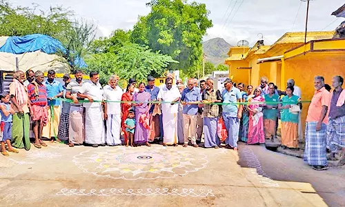 கோவிந்தபேரி ஊராட்சியில் ரூ. 17.48 லட்சத்தில் புதிய சிமெண்ட் சாலை திறப்பு
