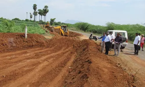 நாமக்கல் மாவட்டத்தில் தூர்வாரும் பணிகளை நீர்வளத்துறை கண்காணிப்பு அதிகாரி ஆய்வு