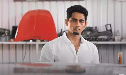 ஓய்வு பெற்ற ரவுடி ஒரகடம் மாதவன்.. கடைசி எபிசோட்டை வெளியிட்ட டக்கர் படக்குழு