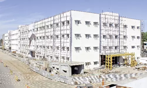 நெல்லை சந்திப்பு பஸ் நிலையத்தை சுற்றி நாளை முதல் பஸ்கள் இயக்கம்- முதற்கட்டமாக டவுன் பஸ்கள் மட்டும் செல்கிறது