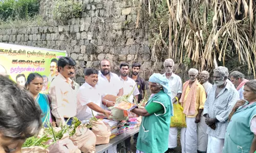 கெணவுக்கரையில் பணியாளர்களுக்கு நலத்திட்ட உதவிகள்